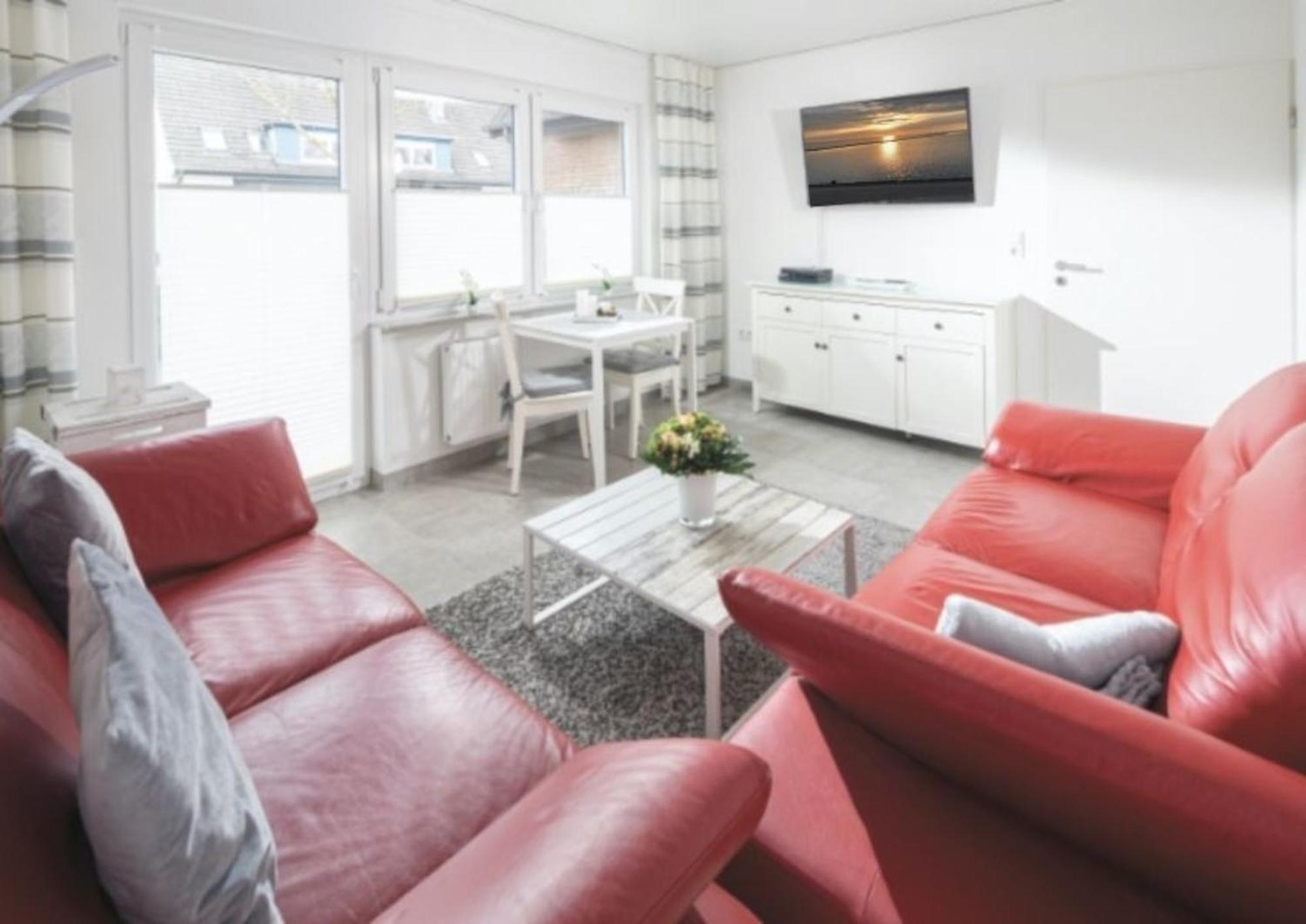 Apartment Admirals
